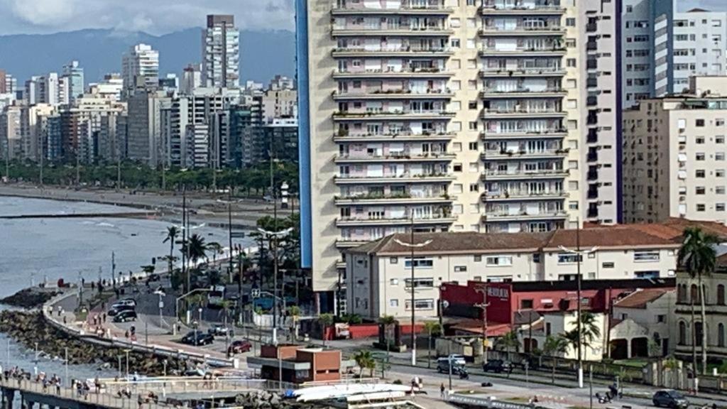 Varanda Marítima: Arquitetura Histórica Com Vista Deslumbrante Apartment